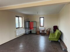 Giurgiu, 30 km de Bucuresti, casa cu teren de 5000 mp